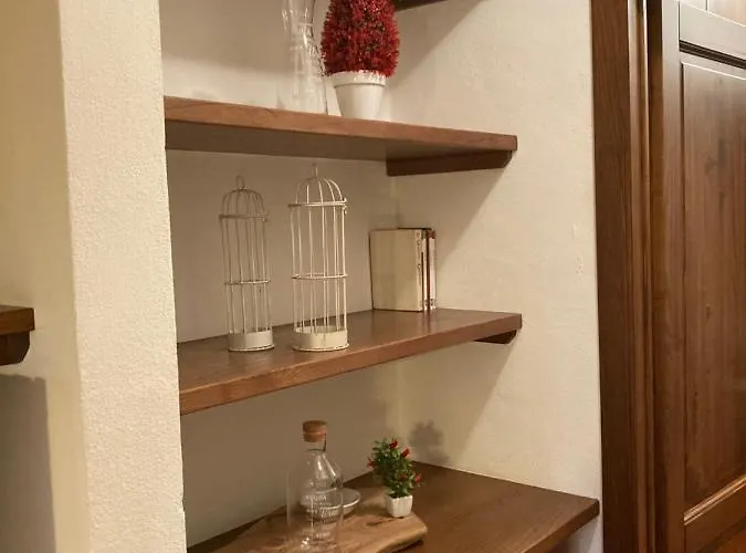 Borgeri בית חווה קסטנייטו קרדוצ'י